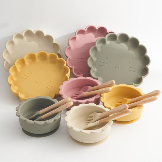 KiddieCat Scalloped Silicone Dining Set