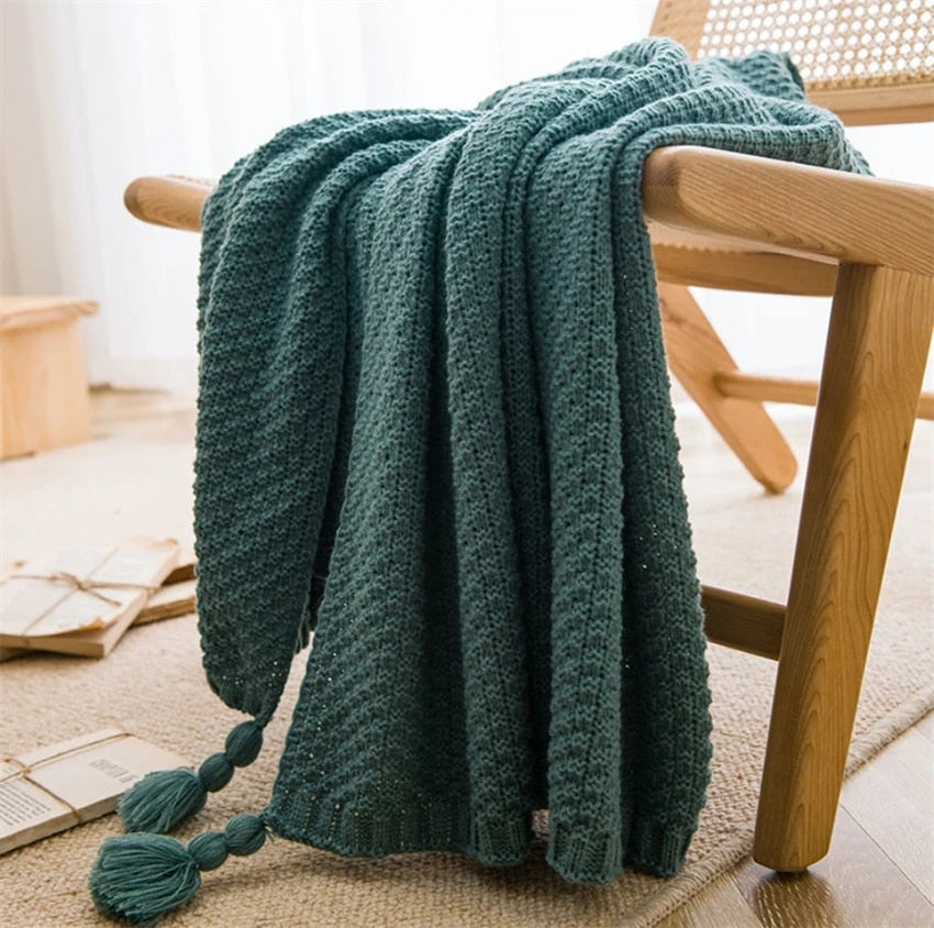 Cosy Chic Tassel Throw Blanket