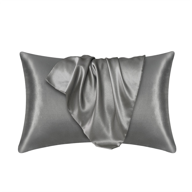 SilkGlow Luxurious Silk Pillowcase